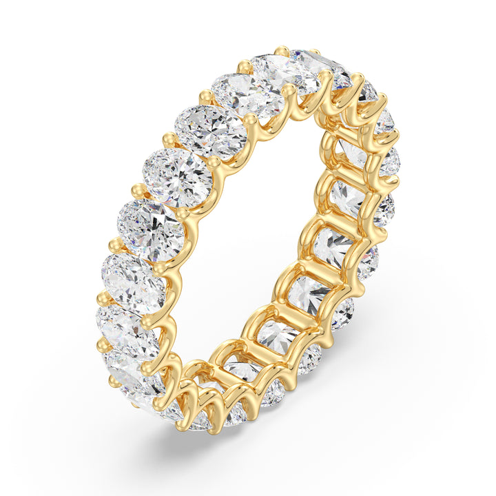 Elegant Oval Lab-Grown Diamond Scallop Eternity Band in 18K Yellow Gold, showcasing 20 EF/VS diamonds in a shared prong setting with a scalloped side profile