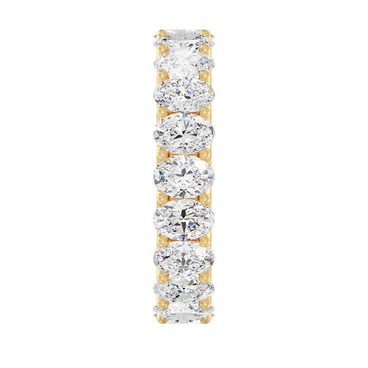 Elegant Oval Lab-Grown Diamond Scallop Eternity Band in 18K Yellow Gold, showcasing 20 EF/VS diamonds in a shared prong setting with a scalloped side profile