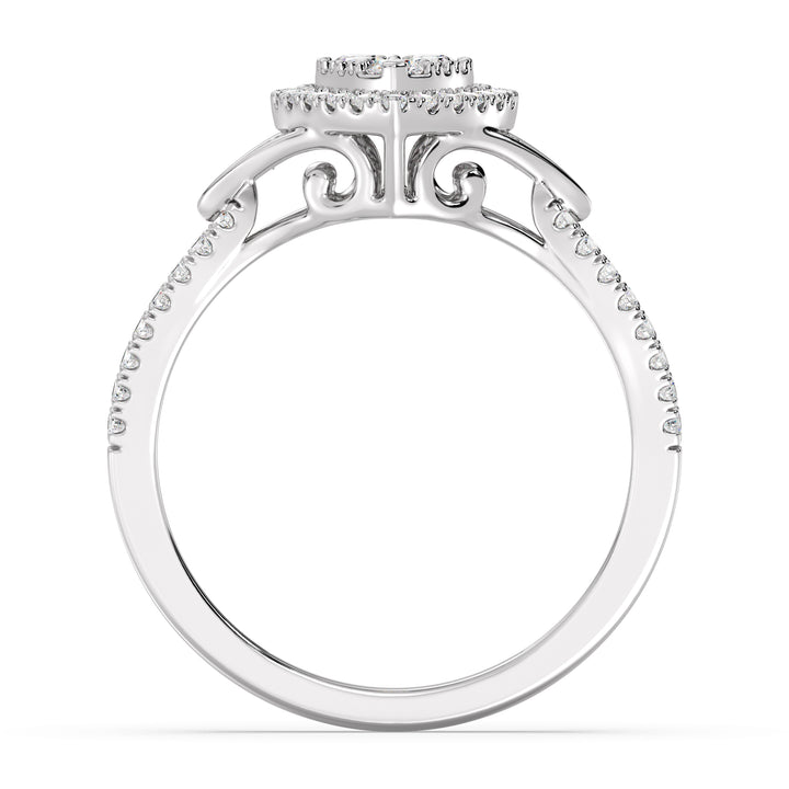 Обручальное кольцо в форме груши