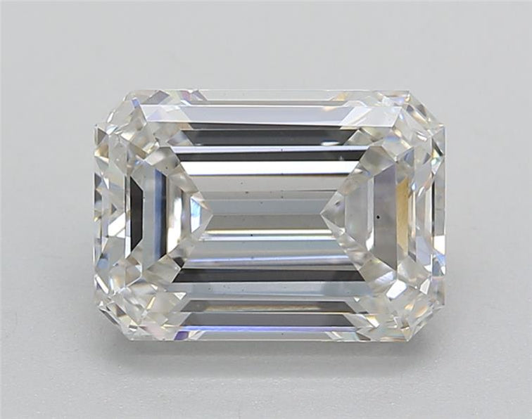 View the brilliance of the IGI Certified 3.00 CT Emerald-Cut Lab-Grown Diamond | VS2 Clarity | G Color | CVD