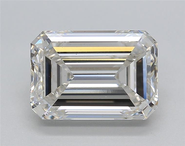 Short video displaying an IGI Certified 3.00 CT Lab Grown Emerald Cut Diamond with H Color 