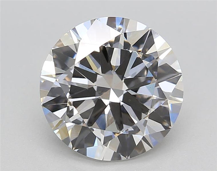 Short video showcasing IGI Certified 3.00 CT Round Lab-Grown Diamond