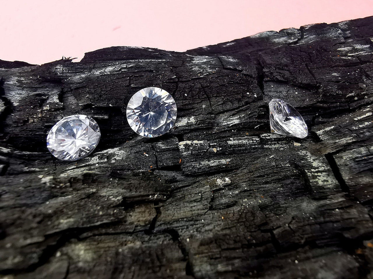 Lab-Grown Diamonds vs. Natural Diamonds: Everything You Need to Know