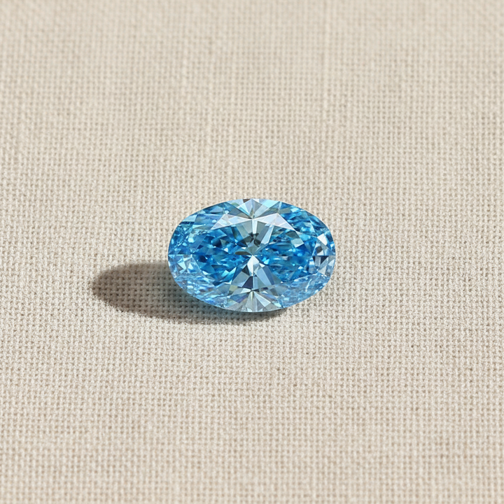 1,00 Karat ovaler, im Labor geschliffener Diamant, VS2/Fancy Vivid Blue