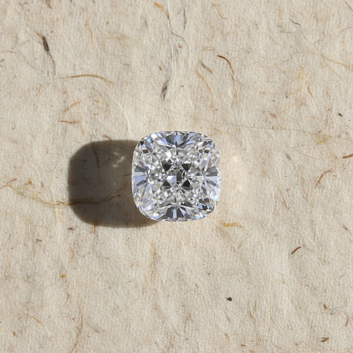 1,02 Karat kissengeschliffener, im Labor gezüchteter Diamant, VVS2/D