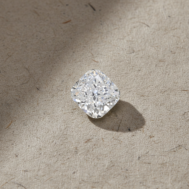 1,02 Karat kissengeschliffener, im Labor gezüchteter Diamant, VVS2/D