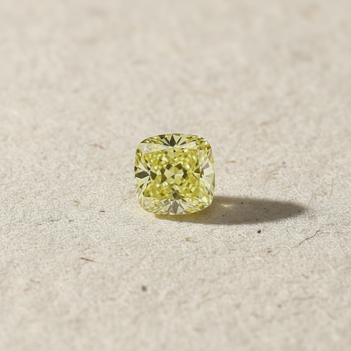 1,04 karaat kussen vierkant Lab Grown Diamond, VS1/Fancy intens geel