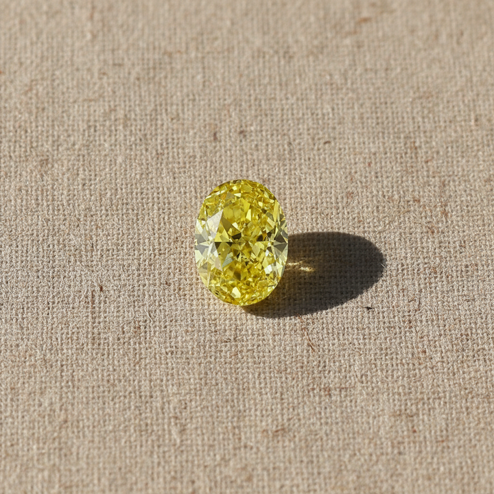 1,04 karaat ovale geslepen laboratoriumdiamant, VS1/fancy levendig geel