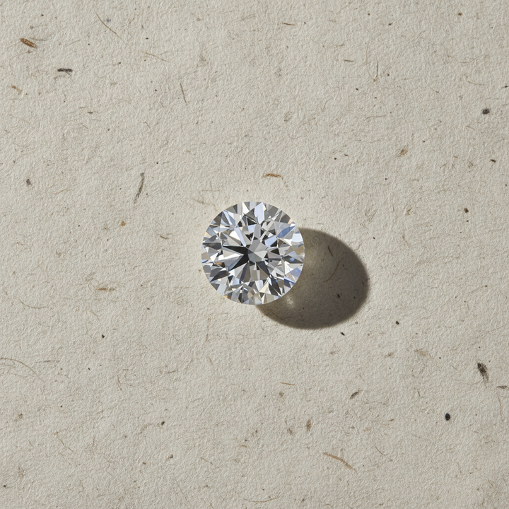 Diamante redondo cultivado em laboratório de 1,04 quilates, VVS2/D