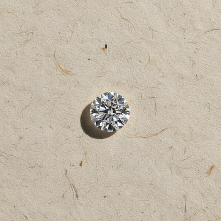 Diamante redondo cultivado em laboratório de 1,04 quilates, VVS2/D