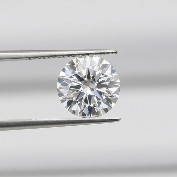 Diamante redondo cultivado em laboratório de 1,04 quilates, VVS2/D