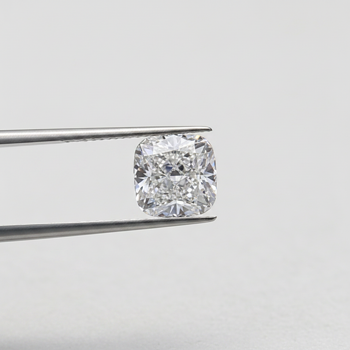 1,05 karaat kussengeslepen laboratorium-gegroeide diamant, VVS2/E