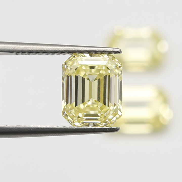 1.05 Carat Emerald Cut Lab Grown Diamond, VVS2/Fancy Light Yellow
