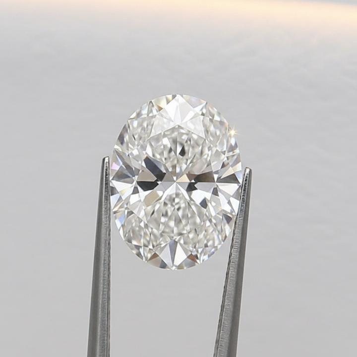 1,11 Karat ovaler, im Labor geschliffener Diamant, SI1/F