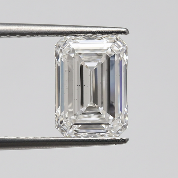 Diamant émeraude cultivé en laboratoire de 1,50 carat, VS2/G