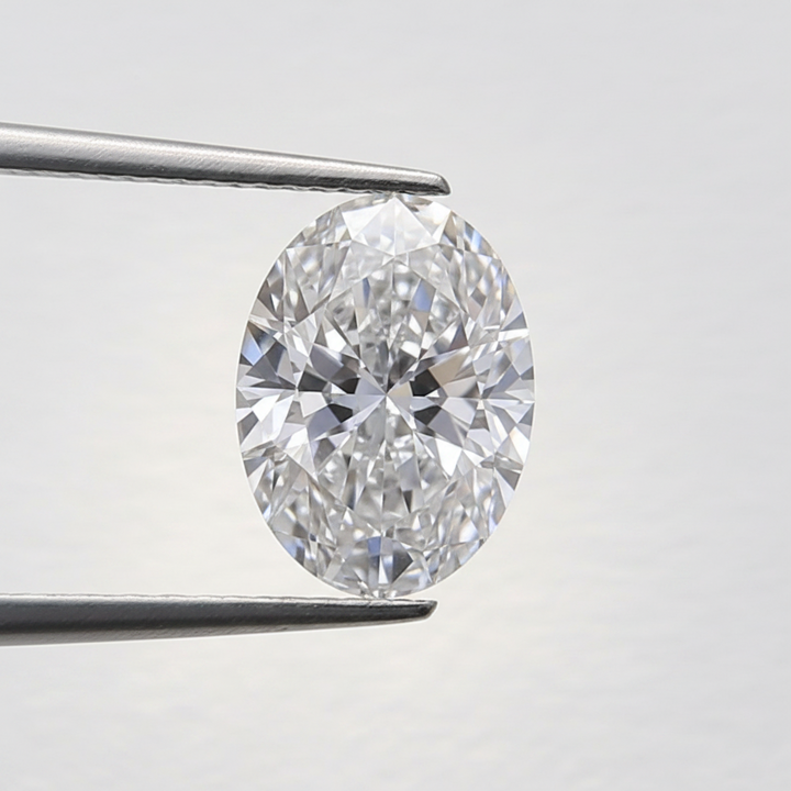 1,54 karaat ovaal geslepen laboratoriumdiamant, VVS1/D
