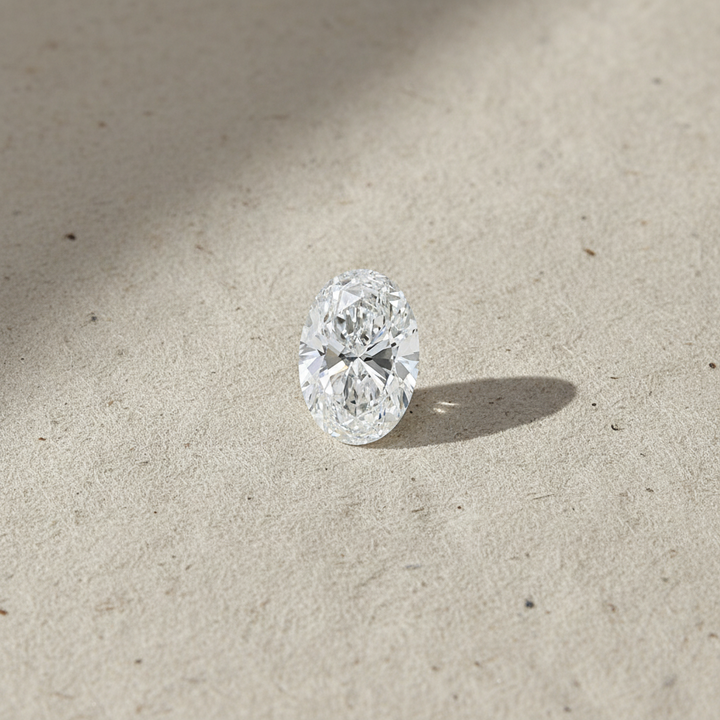 Diamante coltivato in laboratorio ovale da 10,12 carati, VS1/F