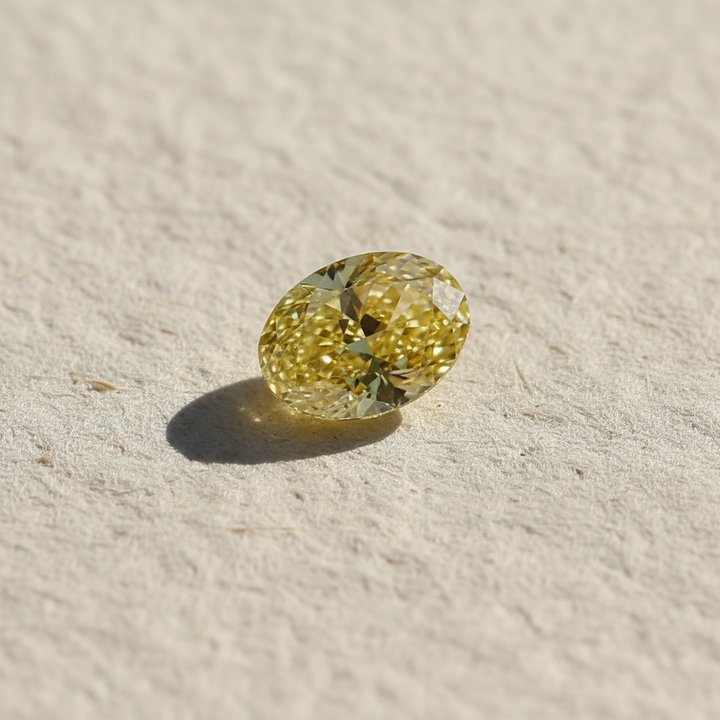 1,00 Karat ovaler, im Labor geschliffener Diamant, VS1/Fancy Vivid Yellow
