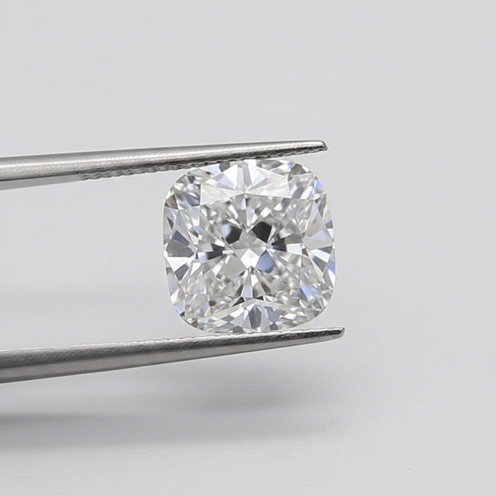 Diamant cultivé en laboratoire taille coussin de 2,00 carats, VS2/E