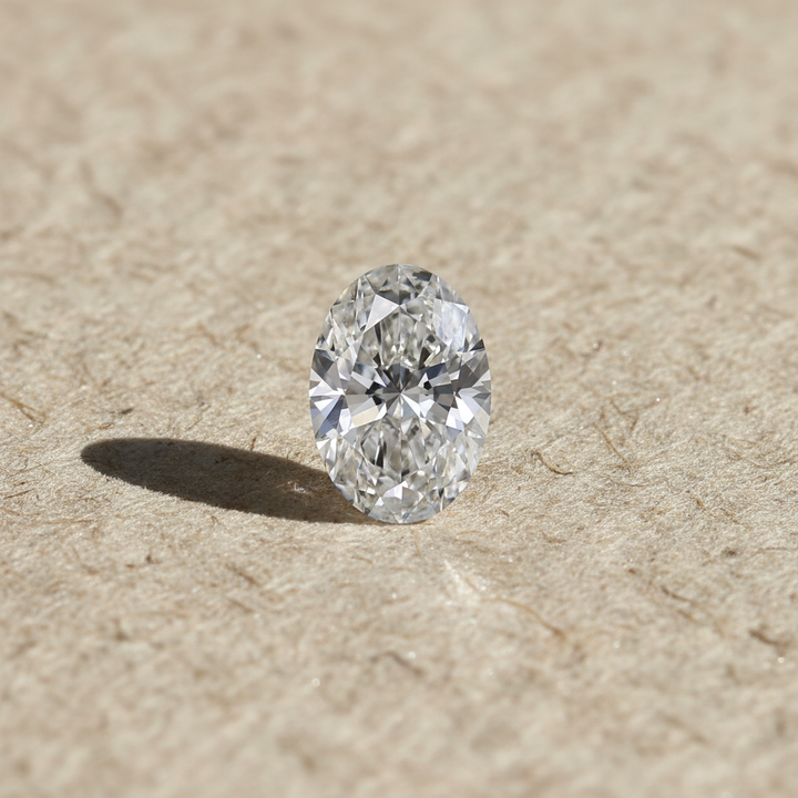 Diamant cultivé en laboratoire de taille ovale de 2,00 carats, VS1/G