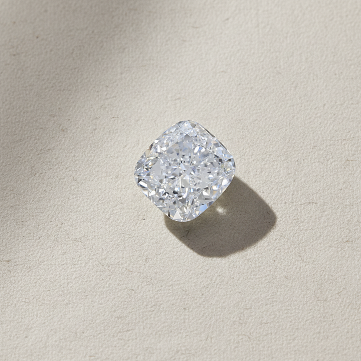 Diamant cultivé en laboratoire taille coussin de 2,01 carats, VS1/F