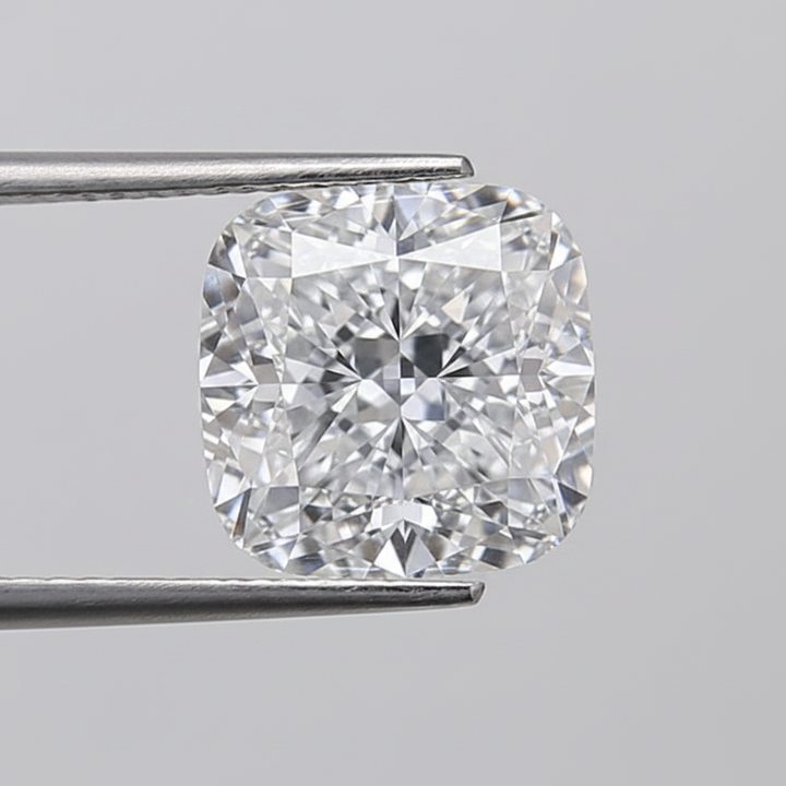 Diamant cultivé en laboratoire taille coussin de 2,01 carats, VVS2/E