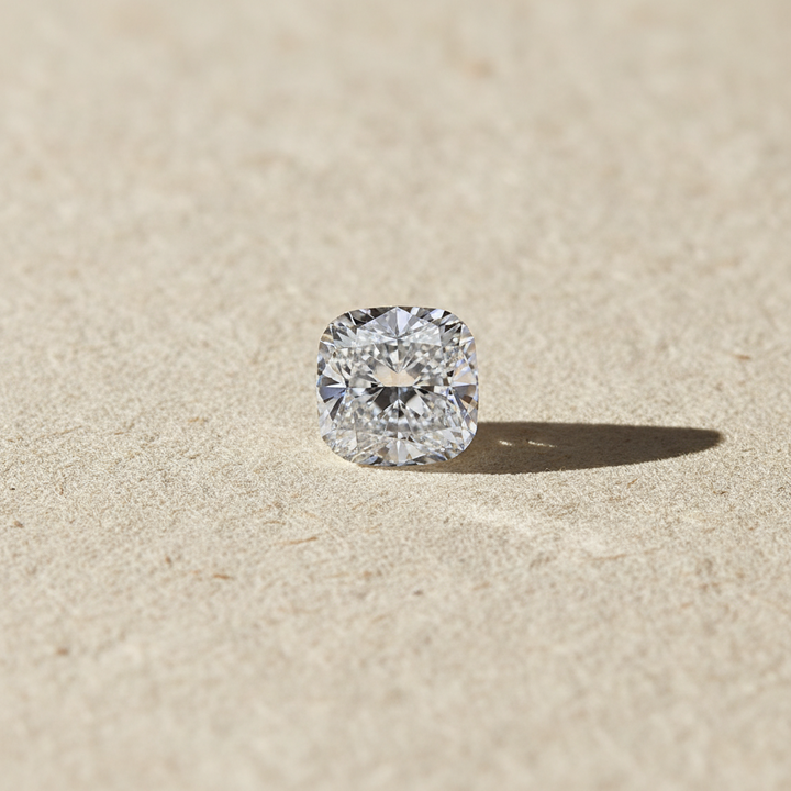 Diamant cultivé en laboratoire taille coussin de 2,03 carats, VVS1/E