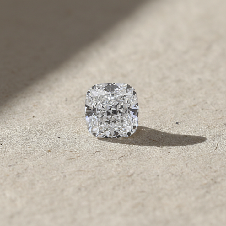 Diamant cultivé en laboratoire taille coussin de 2,05 carats, VVS2/D