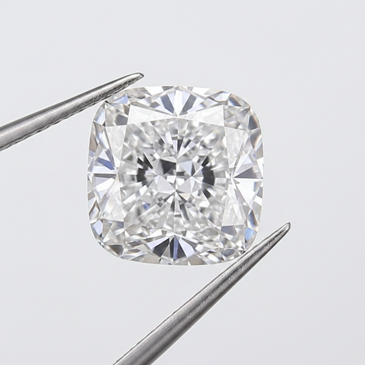 Diamant cultivé en laboratoire taille coussin de 2,05 carats, VVS2/D
