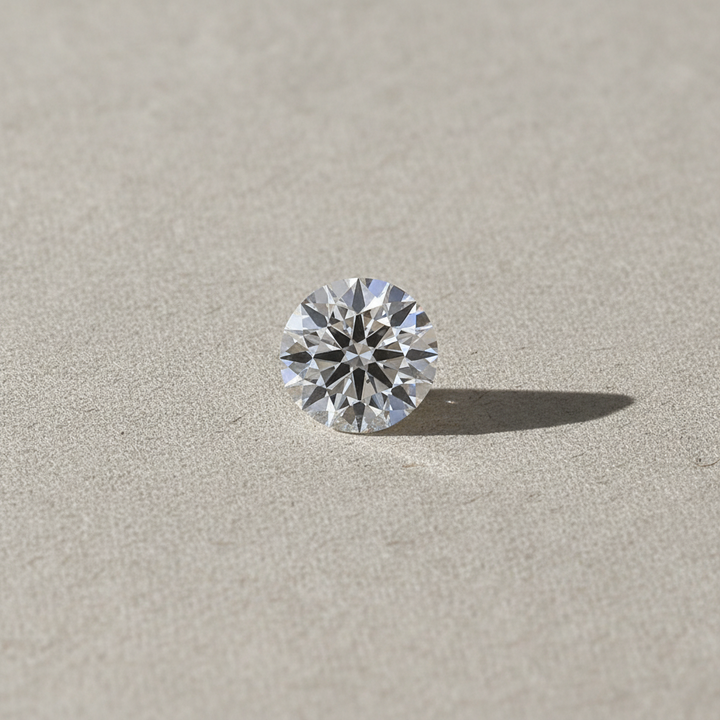 Diamante redondo cultivado em laboratório de 2,10 quilates, SI1/E
