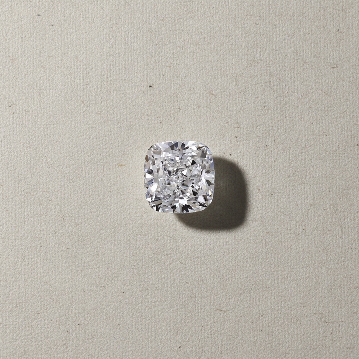 Diamant cultivé en laboratoire taille coussin de 2,11 carats, VS1/D