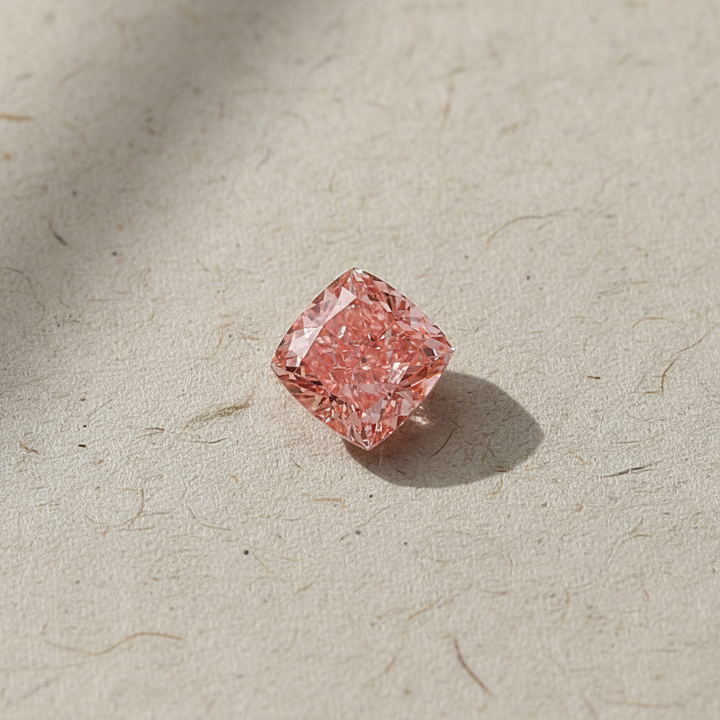 2,13 karaats kussen gemodificeerde lab-grown diamant, VS1/fancy intens roze