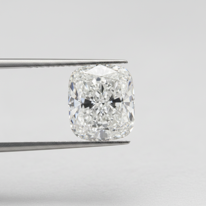 Diamant cultivé en laboratoire taille coussin de 2,60 carats, VS1/E