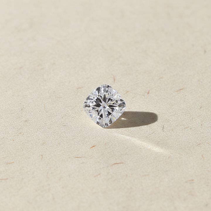 Diamant cultivé en laboratoire taille coussin de 2,60 carats, VVS1/D