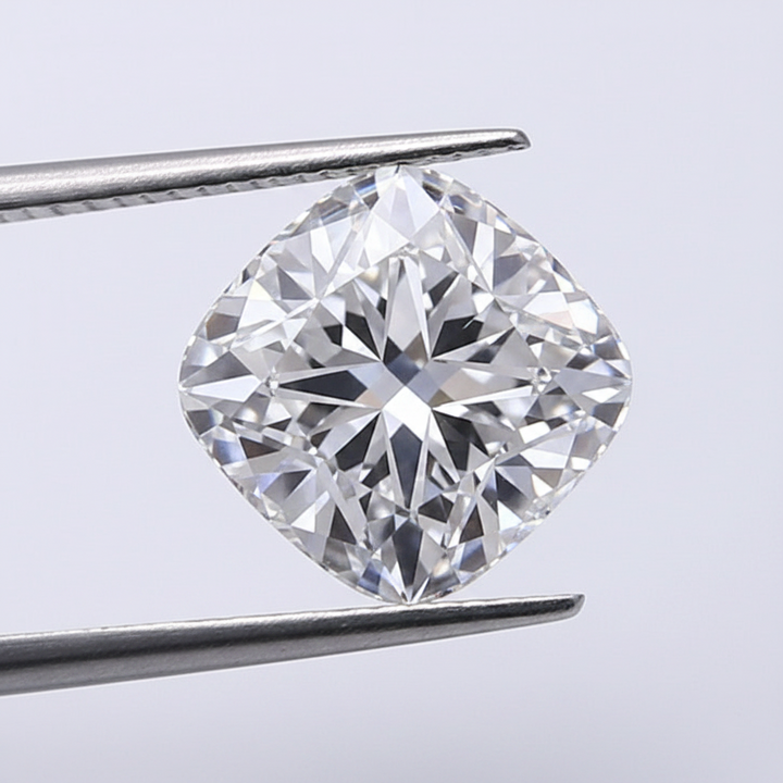 Diamant cultivé en laboratoire taille coussin de 2,60 carats, VVS1/D