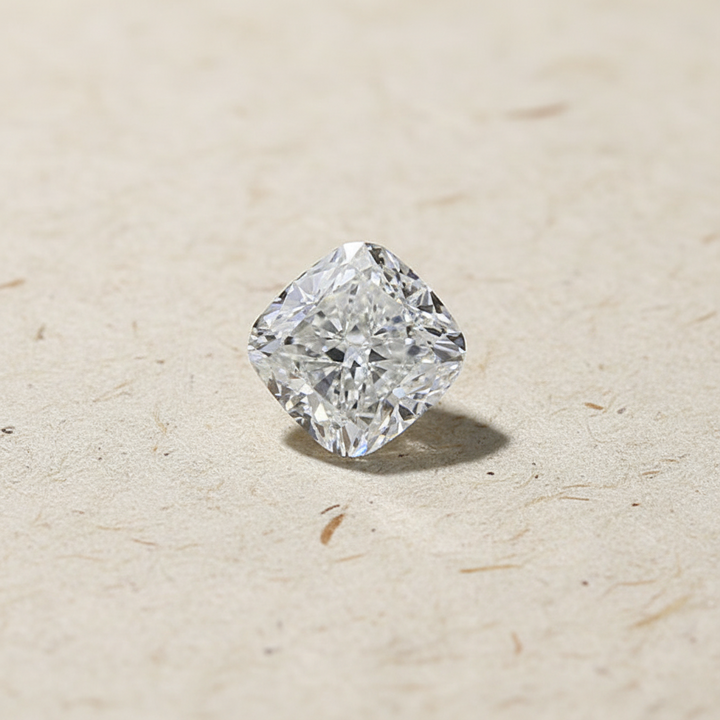 Diamant cultivé en laboratoire taille coussin de 2,97 carats, VS1/D