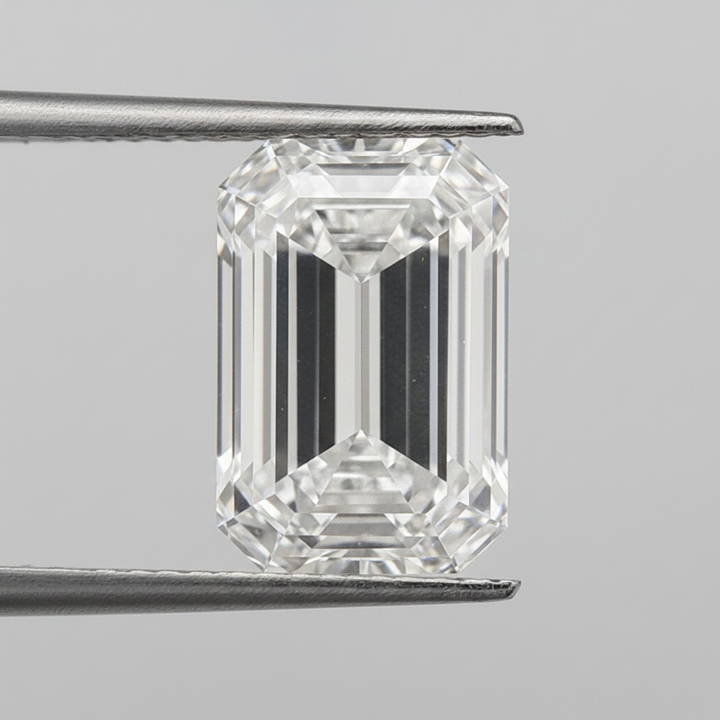Diamant cultivé en laboratoire taille émeraude de 3,40 carats, VS1/D