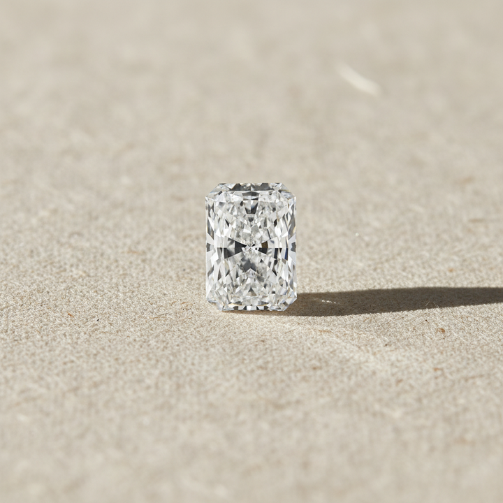 3.00 Carat Radiant Lab Grown Diamond, VS1/E