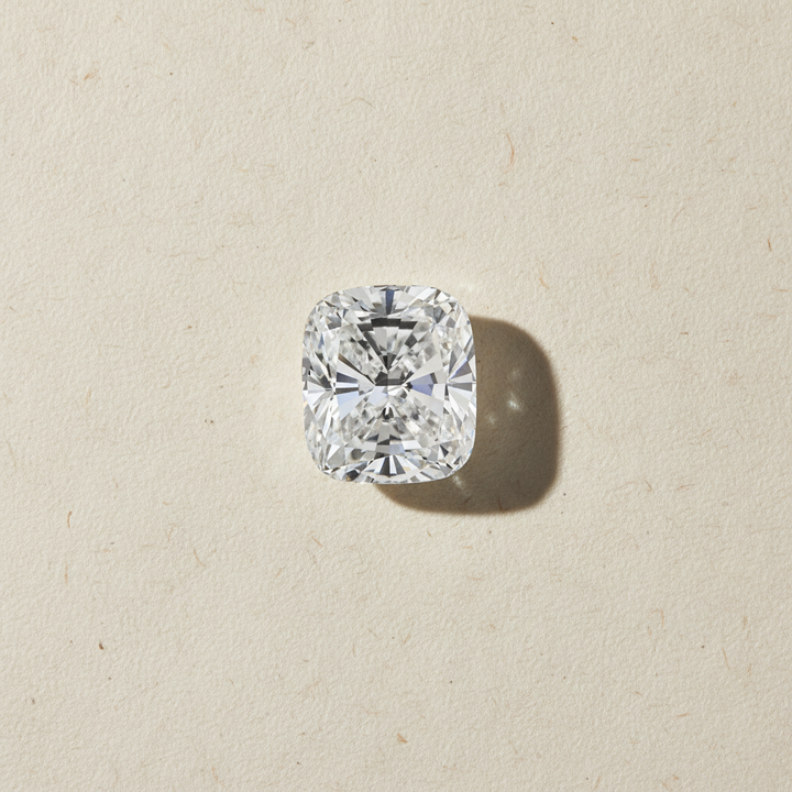 Diamant cultivé en laboratoire taille coussin de 3,01 carats, VS2/E