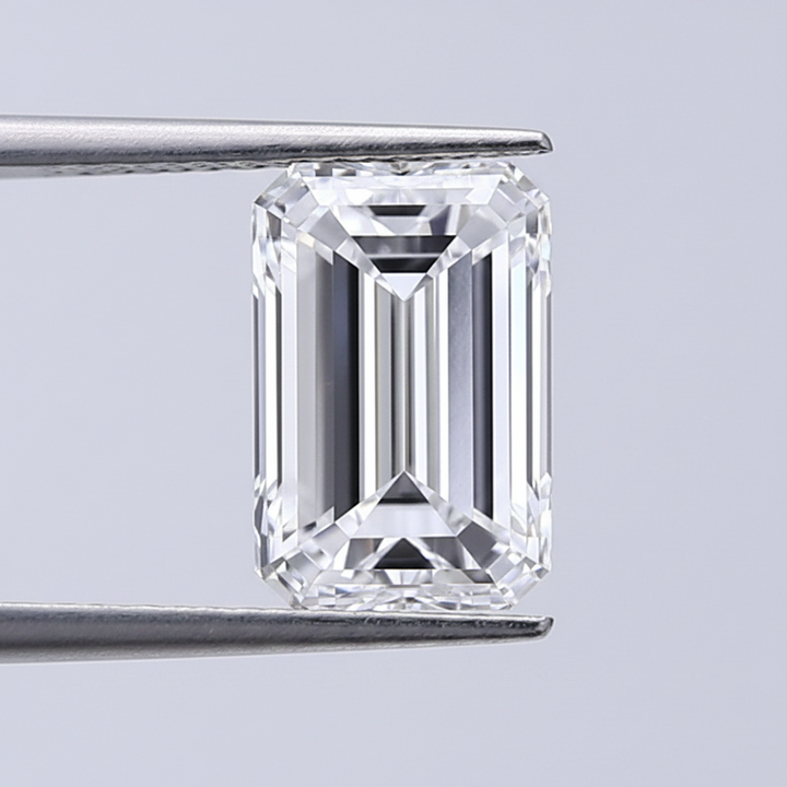 3.01 Carat Emerald Lab Grown Diamond, VVS1/D