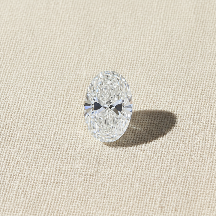 3,01 Karat ovaler, im Labor geschliffener Diamant, VS1/D