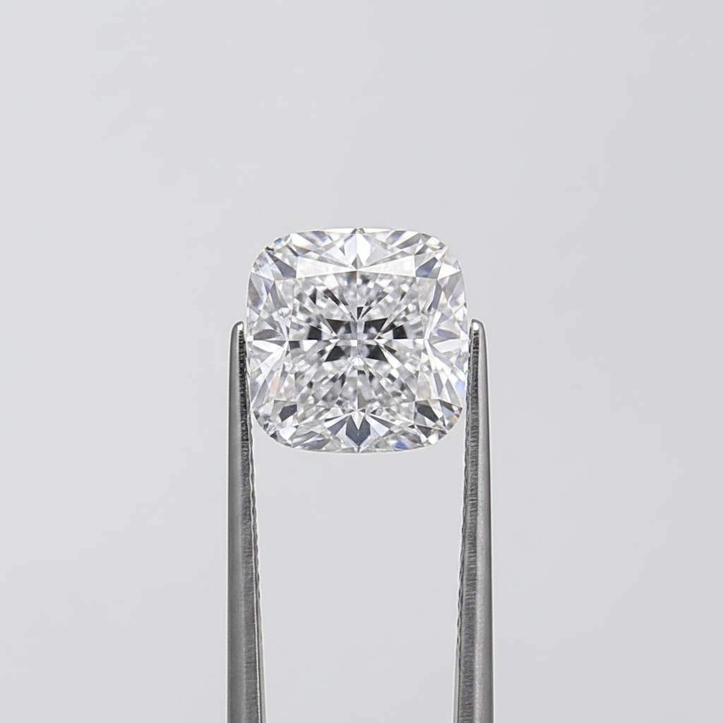 Diamant cultivé en laboratoire taille coussin de 3,02 carats, VVS2/D