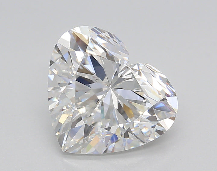 3,02 Karat herzförmiger, im Labor gezüchteter Diamant VS1D