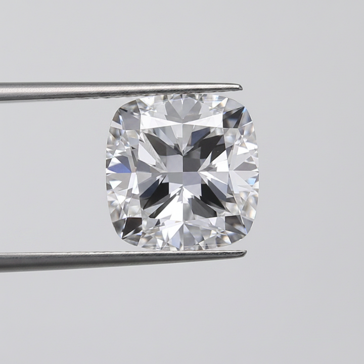 Diamant cultivé en laboratoire taille coussin de 3,03 carats, VS1/D