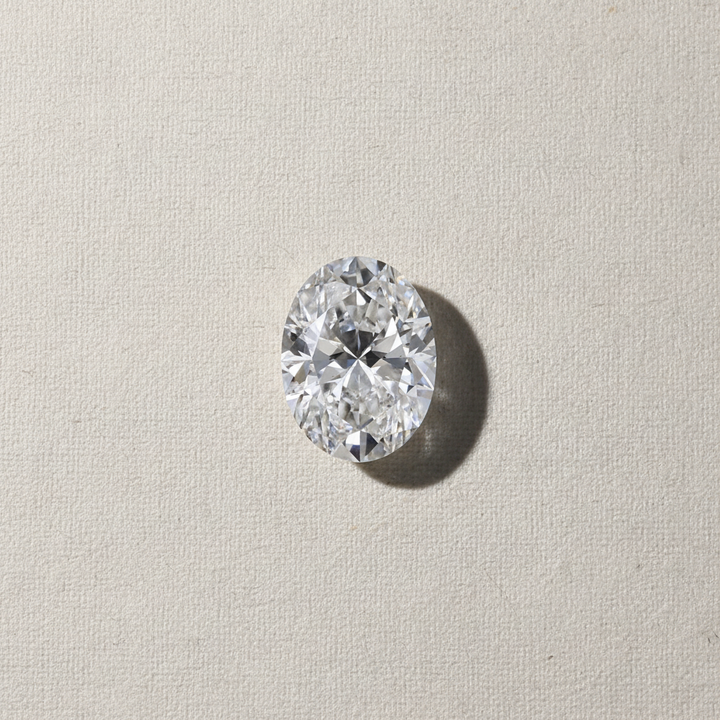 3,04 Karat ovaler, im Labor geschliffener Diamant, VS1/F