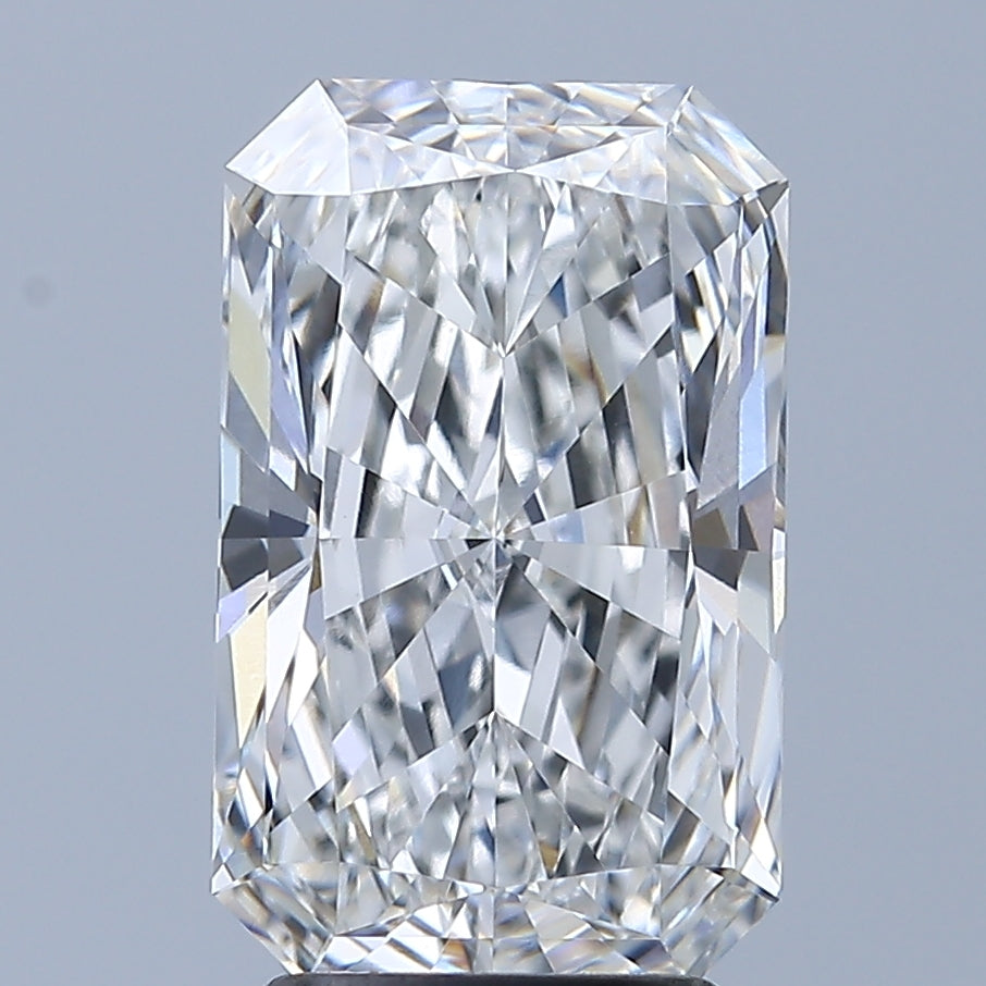 3.08 Carat Radiant Lab Grown Diamond VVS1 E