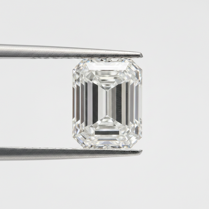 Diamant cultivé en laboratoire taille émeraude de 3,10 carats, VS2/E