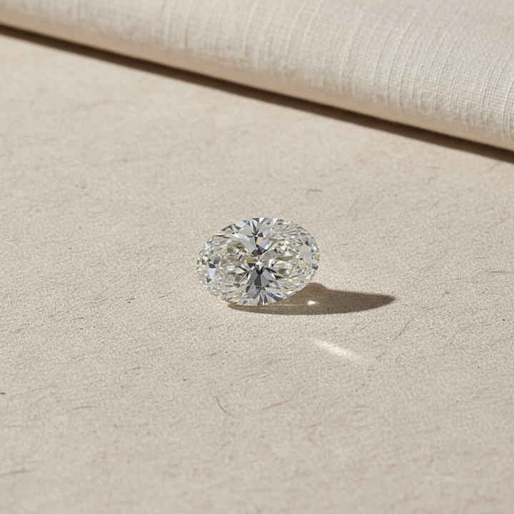 3,10 Karat ovaler, im Labor geschliffener Diamant, VS2/G