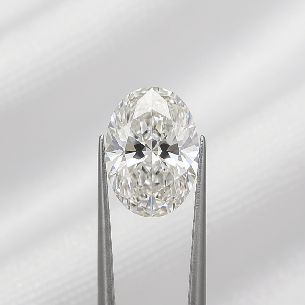 3,10 Karat ovaler, im Labor geschliffener Diamant, VS2/G