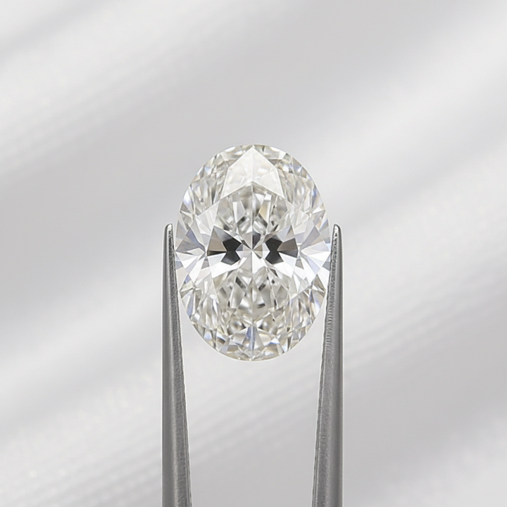3,10 Karat ovaler, im Labor geschliffener Diamant, VS2/G